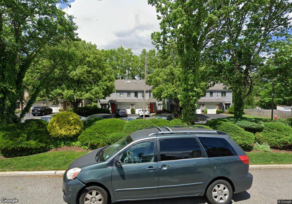 43 Chelsea Ct unit 43, Saddle Brook, NJ 07663 - photo 1