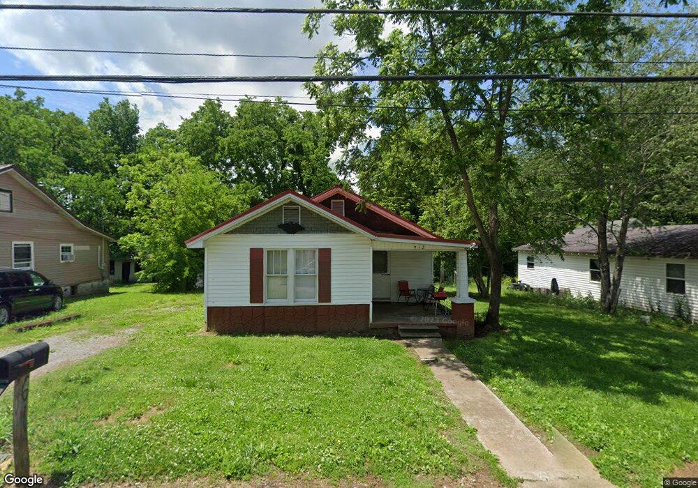 612 Landers St, Shelbyville, TN 37160 - photo 1