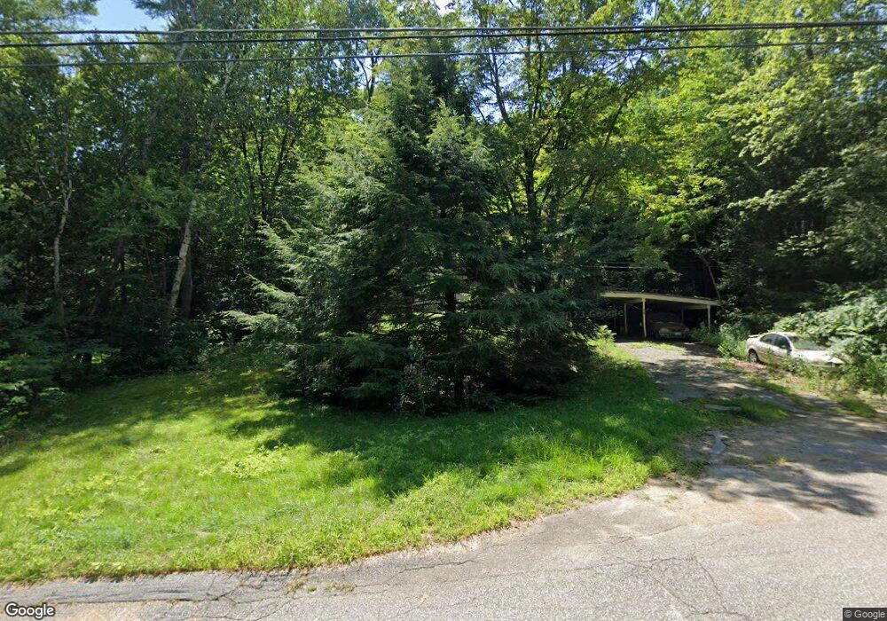 71 Pleasant St, Plymouth, NH 03264 - photo 1