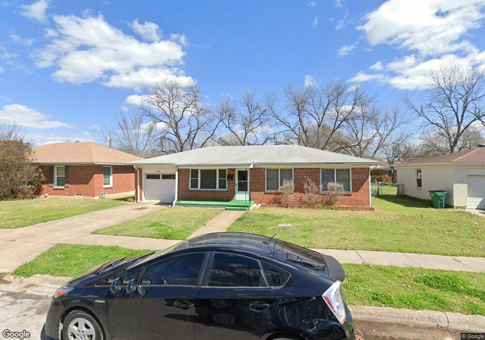 404 Meadow Dr, Gainesville, TX 76240 - photo 1