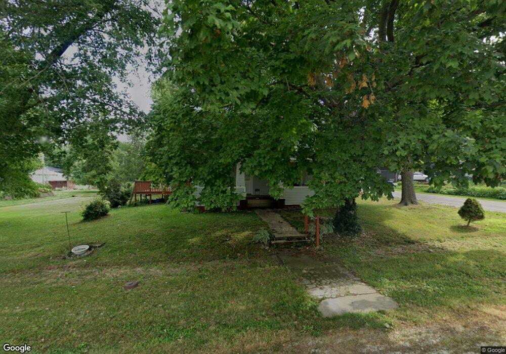 341 E Illini St, Virginia, IL 62691 - photo 1