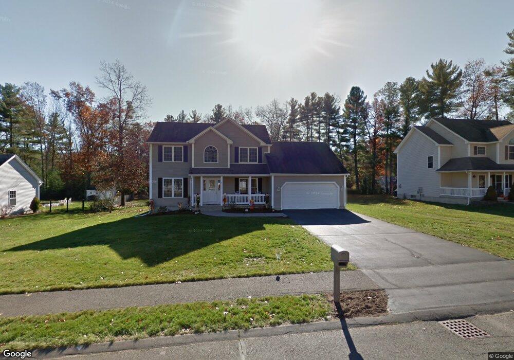 4 Camelot Ln, Easthampton, MA 01027 - photo 1