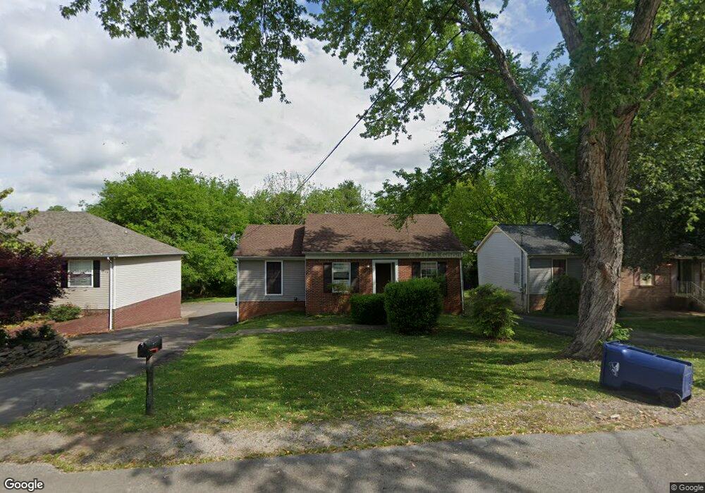 228 Valley Dr, Columbia, TN 38401 - photo 1