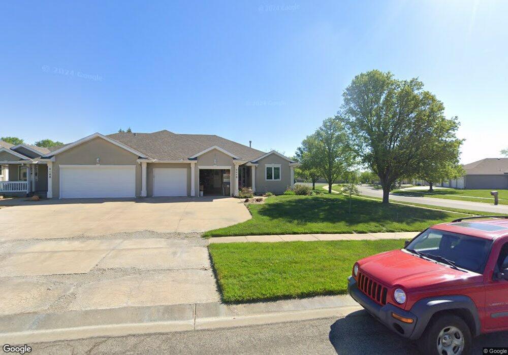 2448 SW Golf View Ct, Topeka, KS 66614 - photo 1