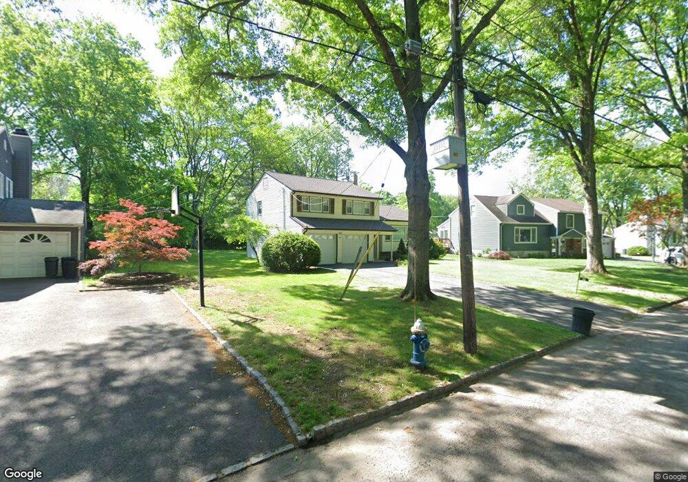 88 Primrose Dr, New Providence, NJ 07974 - photo 1