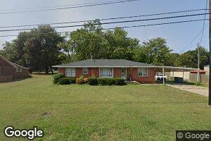 111 Bernal Ave, Hickman, KY 42050