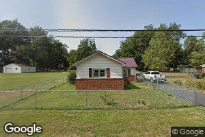 107 Bernal Ave, Hickman, KY 42050