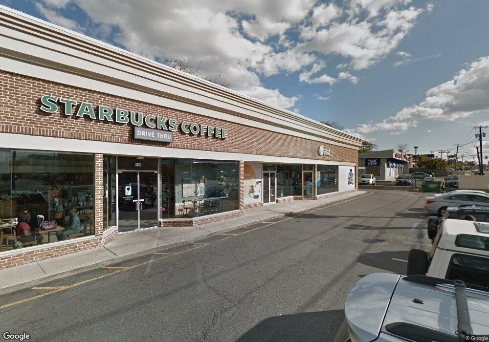 321 Rugby Rd unit 1, Cedarhurst, NY 11516 - photo 1