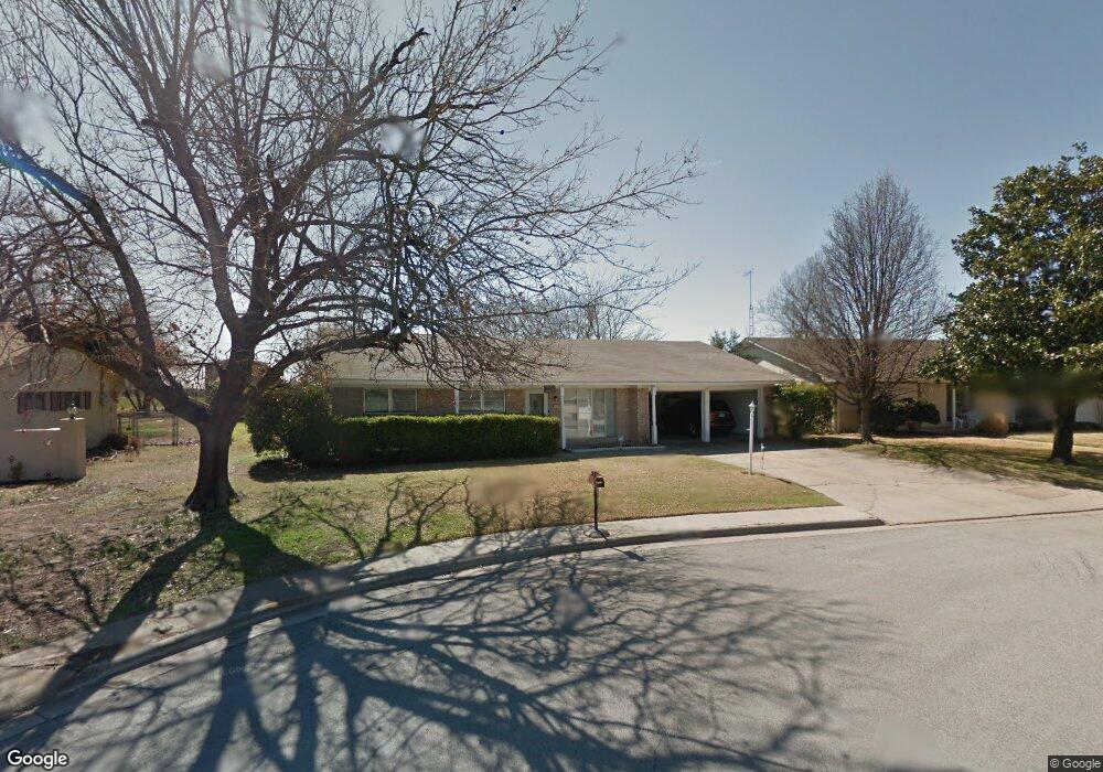 1911 Tulane Ave, Gainesville, TX 76240 - photo 1