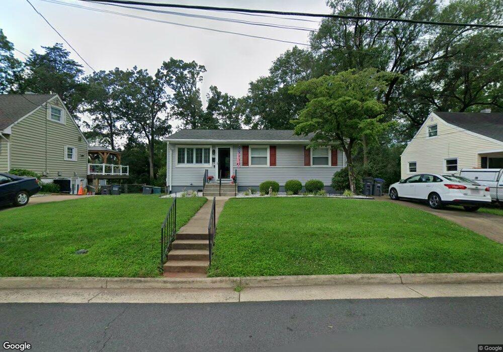 119 Lambert Dr, Manassas Park, VA 20111 - photo 1