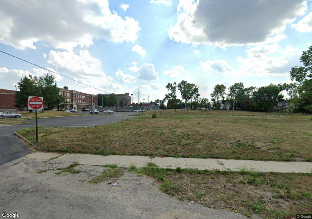 535 12th St SE, Cedar Rapids, IA 52403 - photo 1