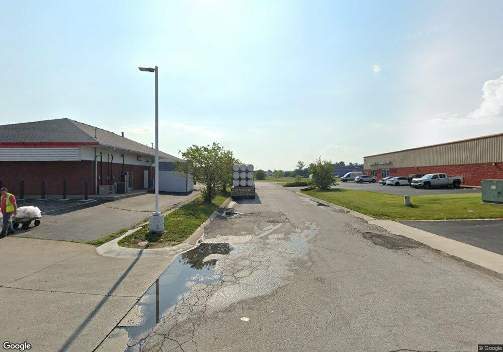 990 Ellenbrgr Pw W Dr, Indianapolis, IN 46219 - photo 1