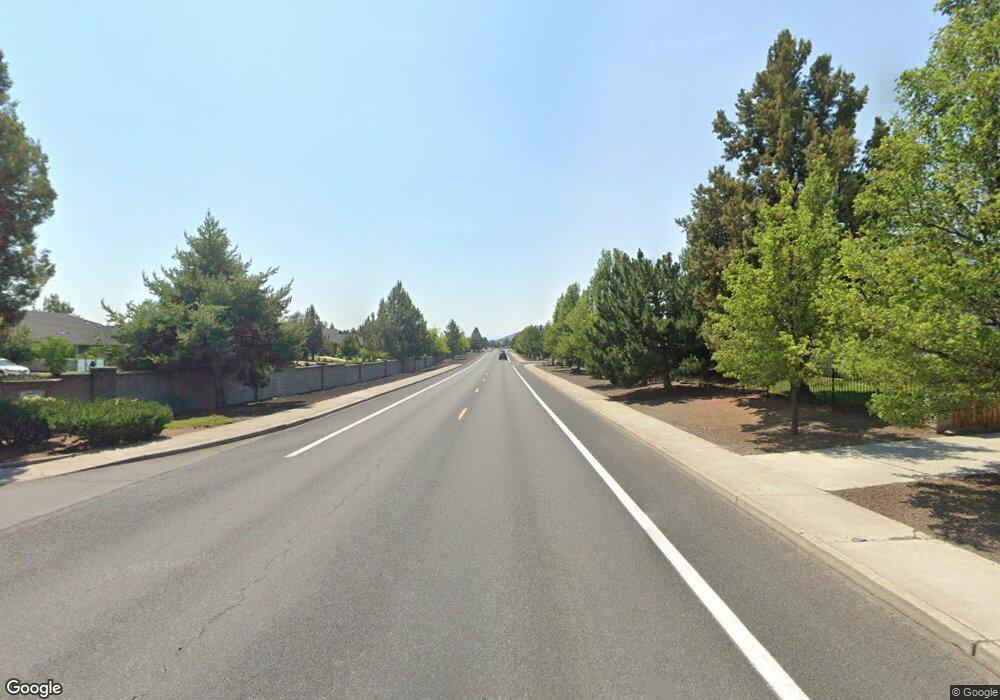 4 NE 18th St, Bend, OR 97701 - photo 1