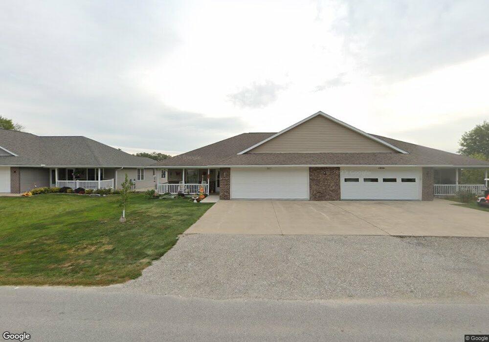 307A S Pearl St, Wayland, IA 52654 - photo 1