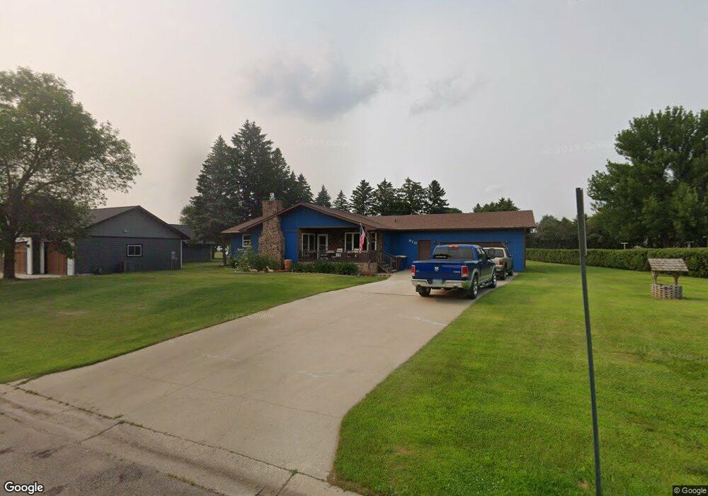 910 9th St SW, Jamestown, ND 58401 - photo 1