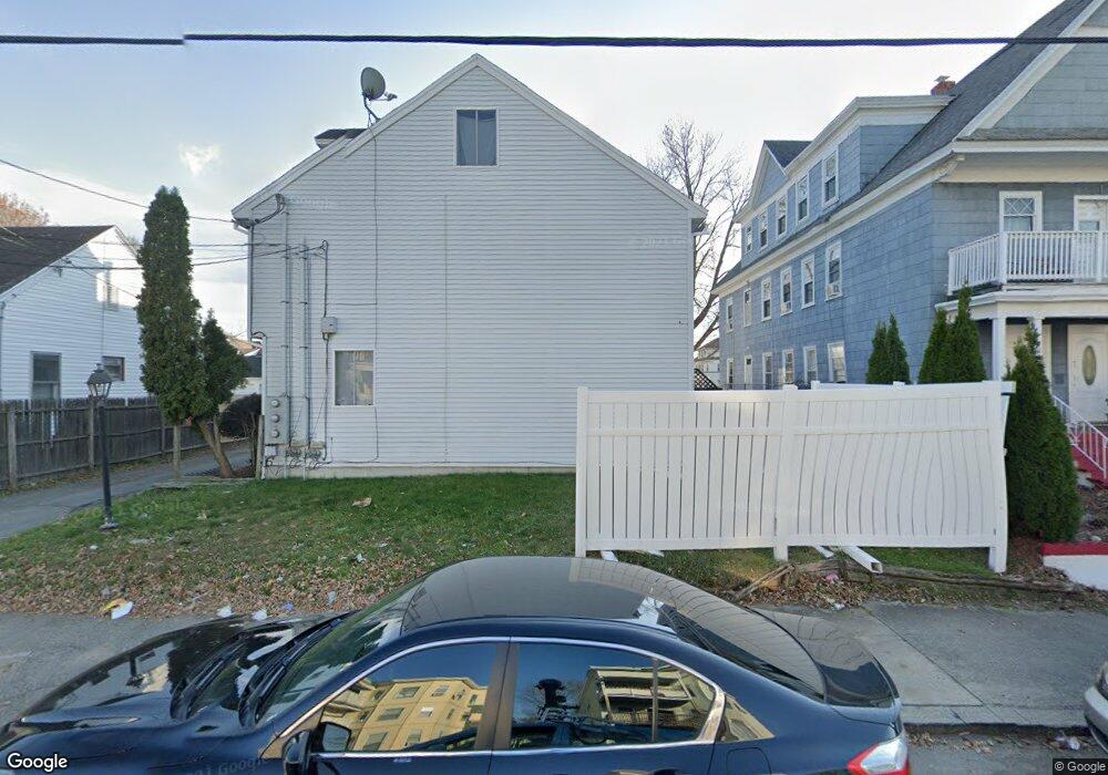 86 Boxford St unit B, Lawrence, MA 01843 - photo 1