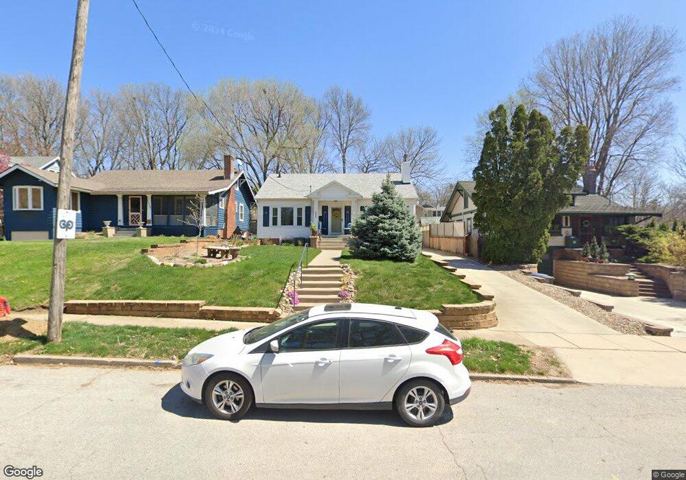 1223 47th St, Des Moines, IA 50311 - photo 1