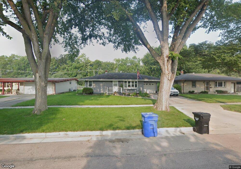 2602 10th St N, Fargo, ND 58102 - photo 1