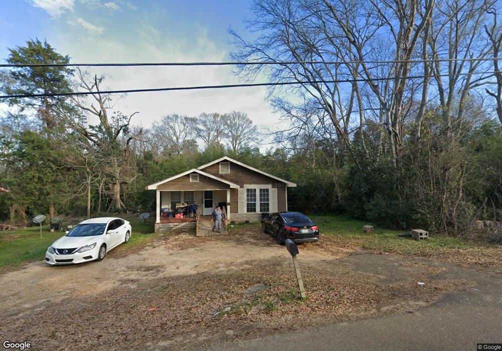 106 W Conway St, Hazlehurst, MS 39083 - photo 1