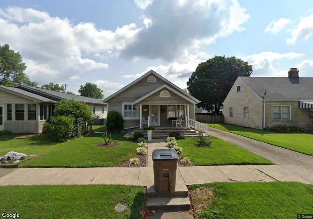 2221 Chestnut St, Columbus, IN 47201 - photo 1