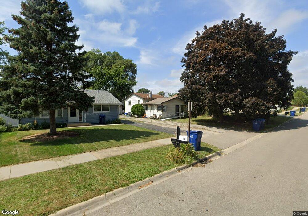 24 N Pioneer Rd, Waukegan, IL 60085 - photo 1