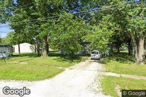 503 S Spruce St, Nokomis, IL 62075