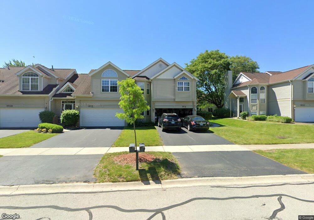 1916 Tamahawk Ln unit 1916, Naperville, IL 60564 - photo 1