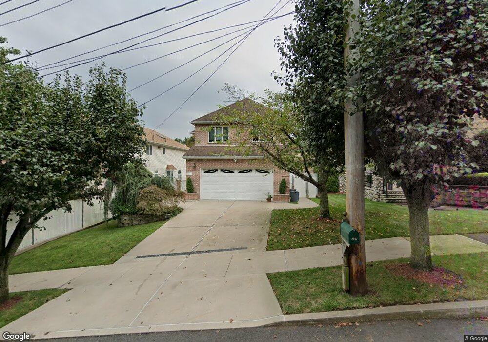 137 Swaim Ave, Staten Island, NY 10312 - photo 1