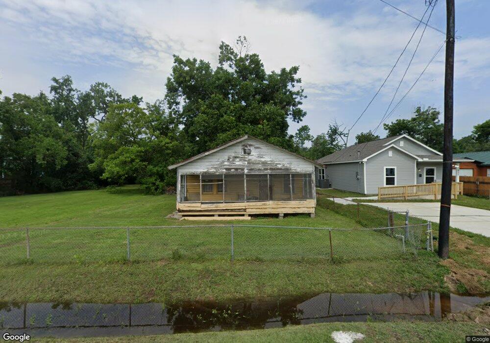 7927 Hirsch Rd, Houston, TX 77016 - photo 1