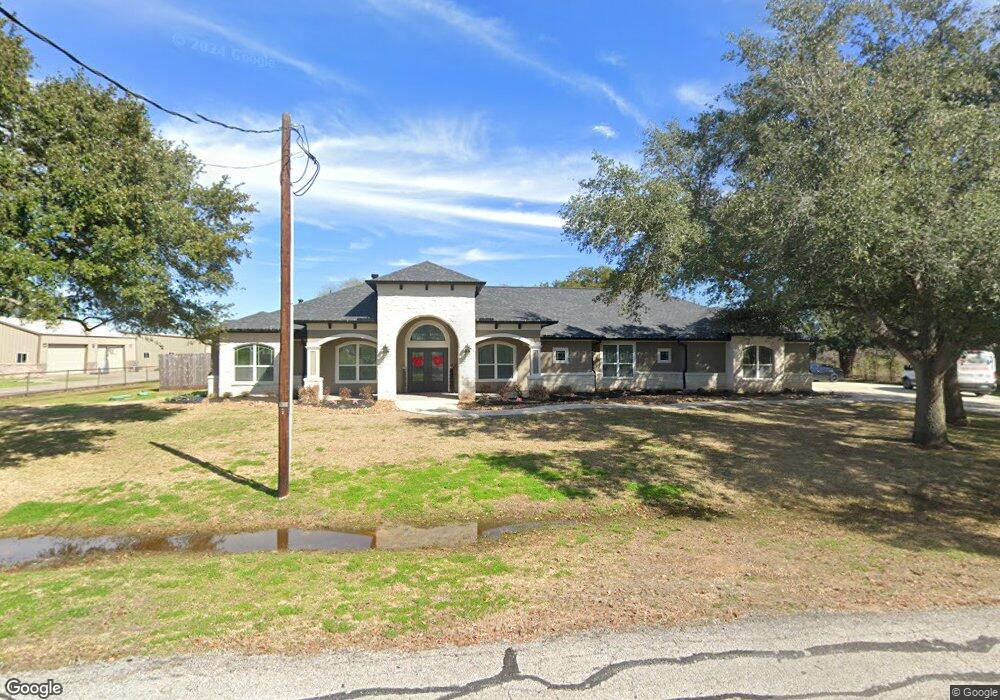 2007 Lyle Ln, Rosenberg, TX 77471 - photo 1