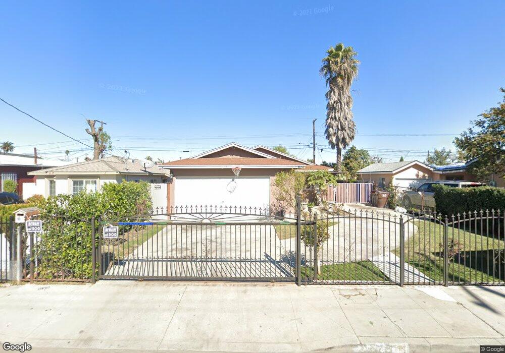 613 W Cherry St, Compton, CA 90222 - photo 1