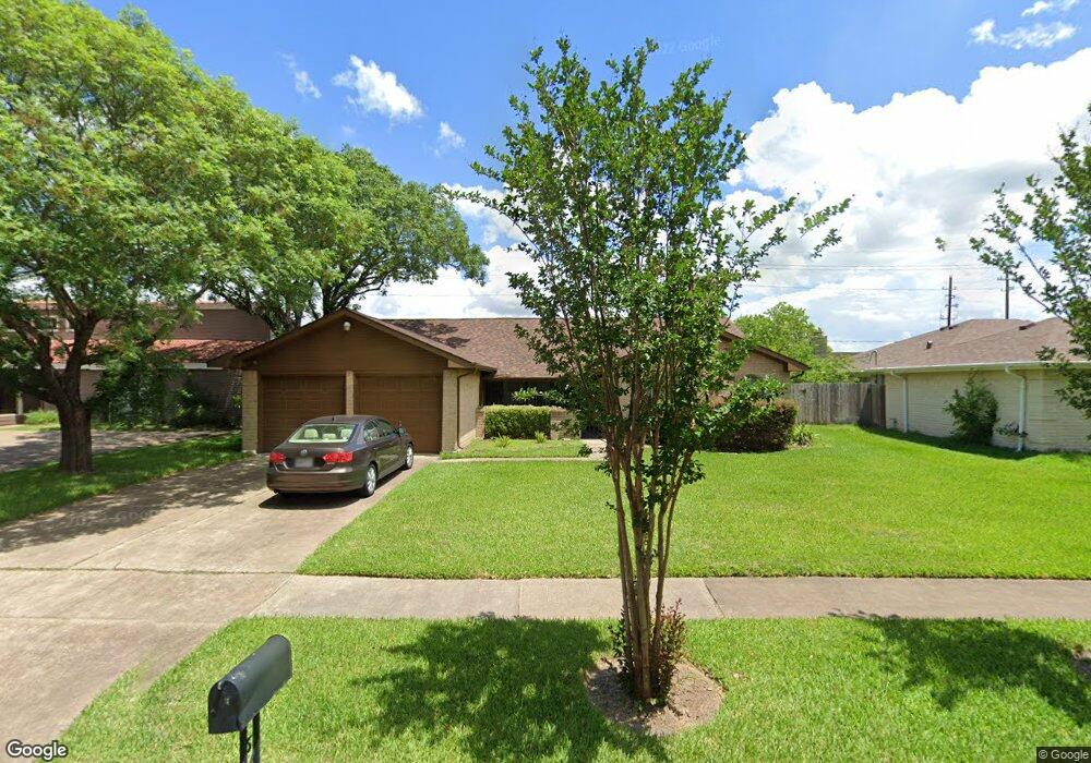 5706 Arncliffe Dr, Houston, TX 77088 - photo 1
