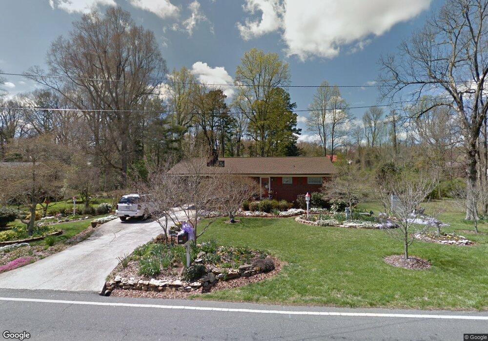 1016 Uwharrie St, Asheboro, NC 27203 - photo 1