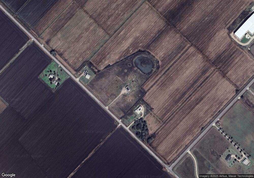 7327 Bushnell Rd, Needville, TX 77461 - photo 1