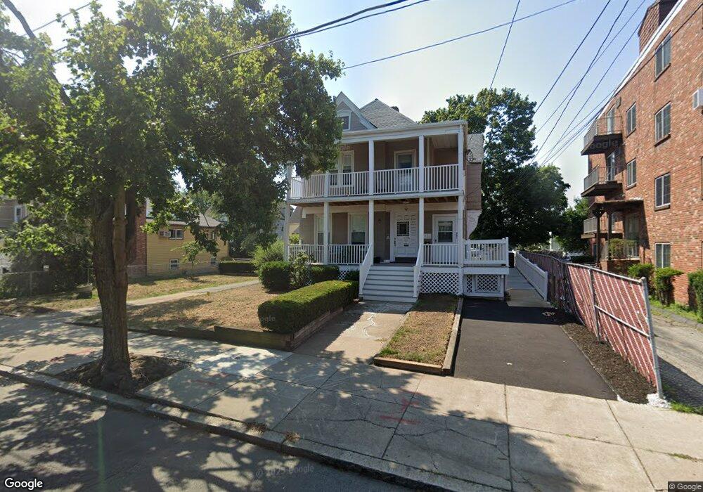 831 Salem St unit 1, Malden, MA 02148 - photo 1