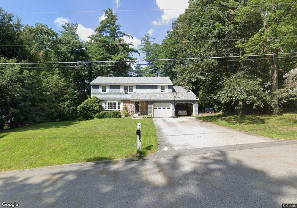 4 Spencer Dr, Nashua, NH 03062 - photo 1