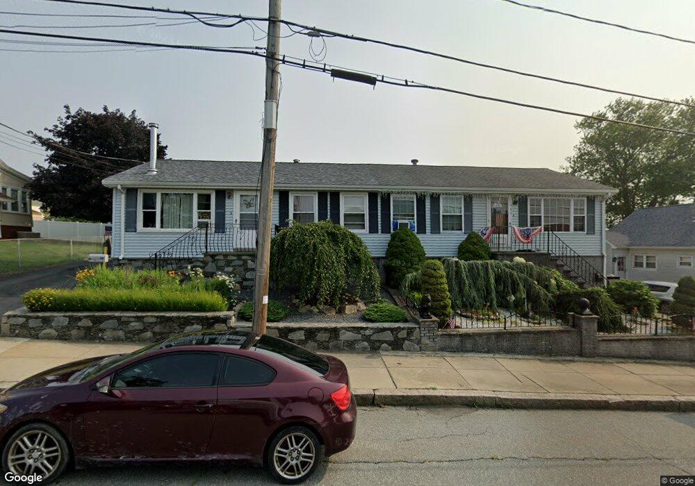 451 Woodman St unit B, Fall River, MA 02724 - photo 1