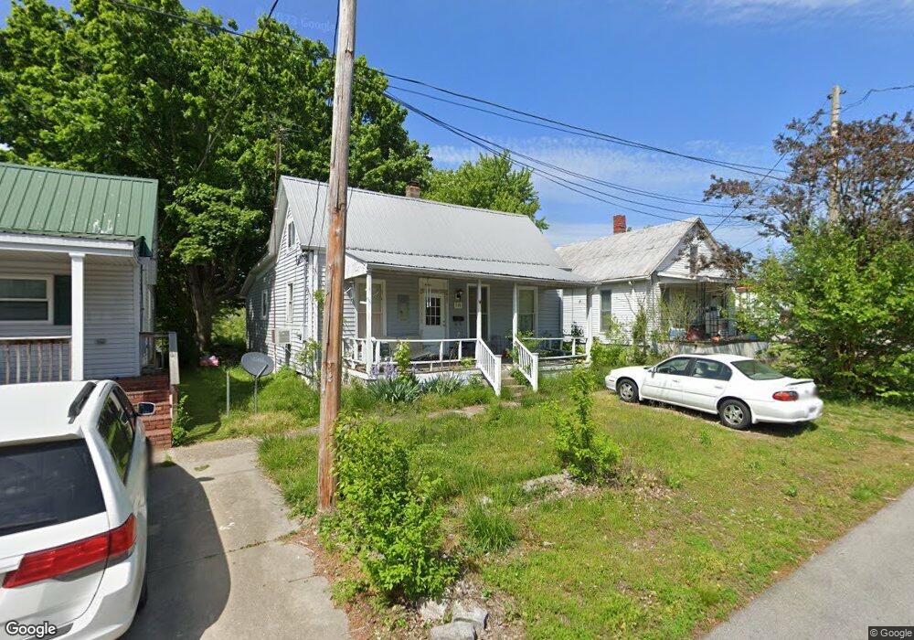 318 W Chestnut St, Corydon, IN 47112 - photo 1