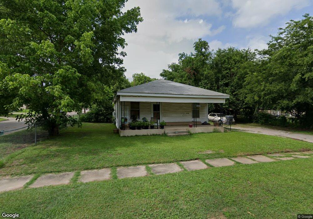 703 4th Ave NE, Ardmore, OK 73401 - photo 1