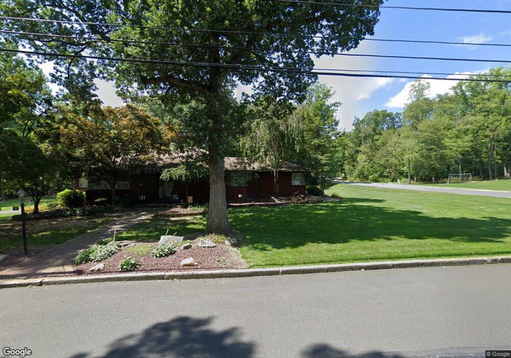 118 Roosevelt St, Wind Gap, PA 18091 - photo 1