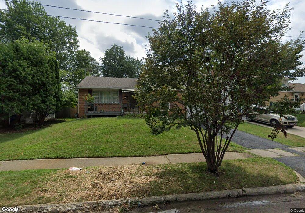 1538 Lillian Ln, Columbus, OH 43227 - photo 1