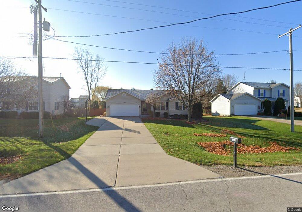 1172 E Reid Rd, Grand Blanc, MI 48439 - photo 1