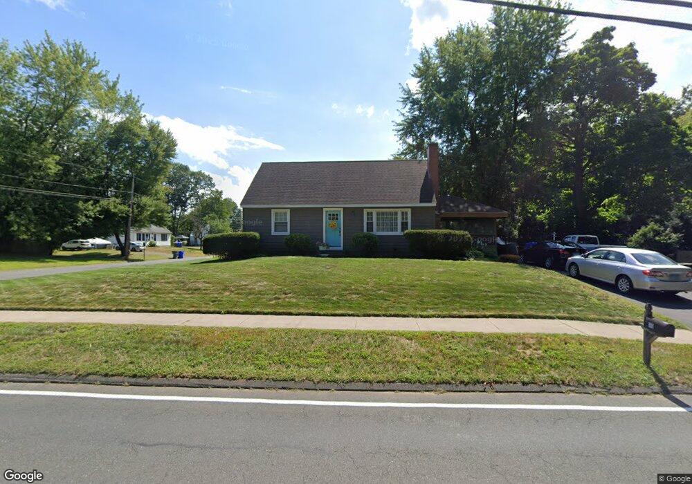 160 Weymouth Rd, Enfield, CT 06082 - photo 1