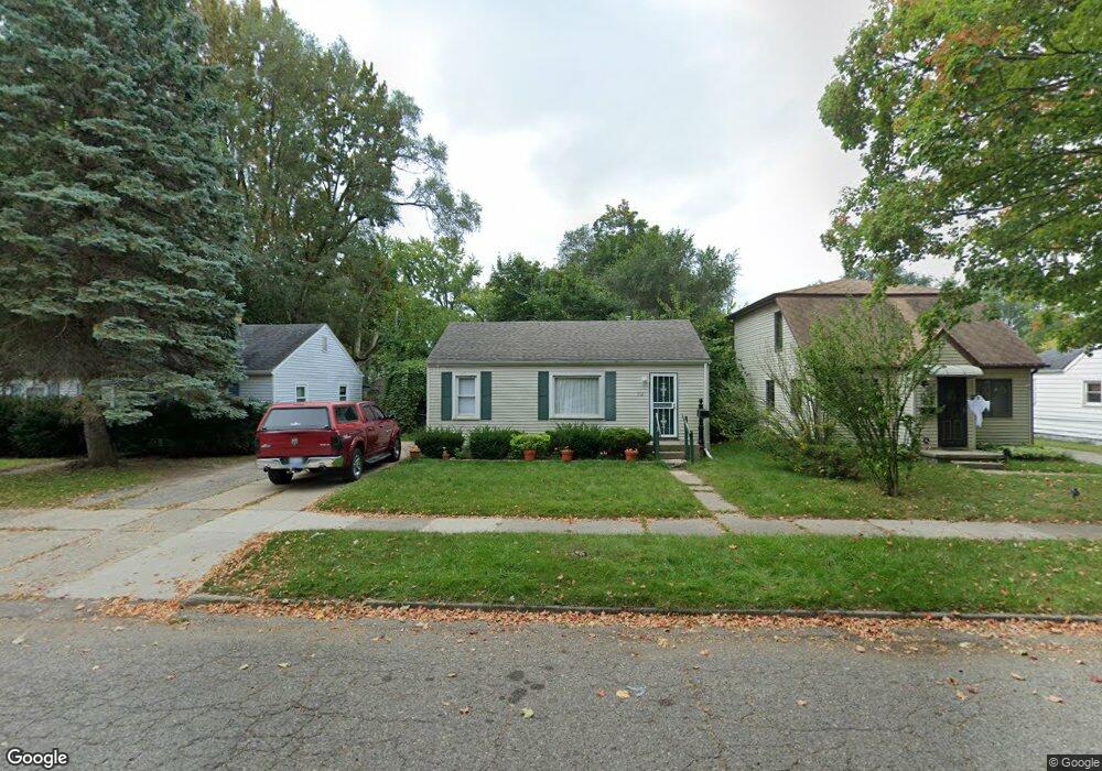 732 Maplehill Ave, Lansing, MI 48910 - photo 1