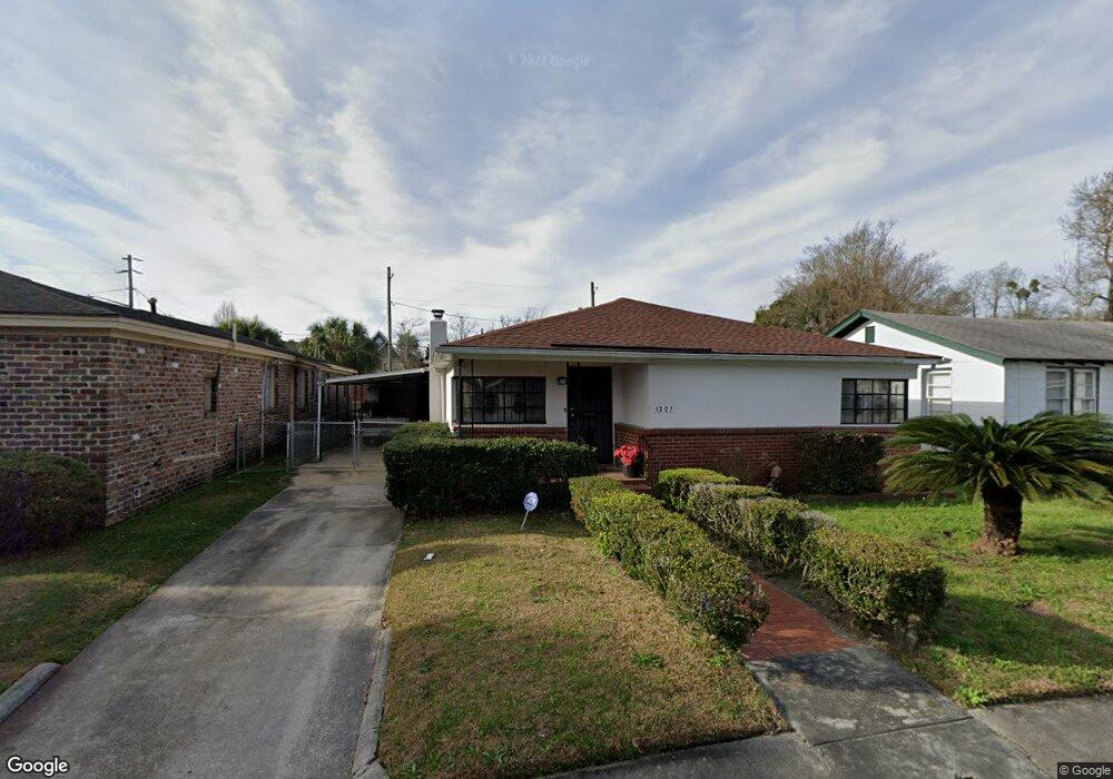 1207 W 42nd St, Savannah, GA 31415 - photo 1