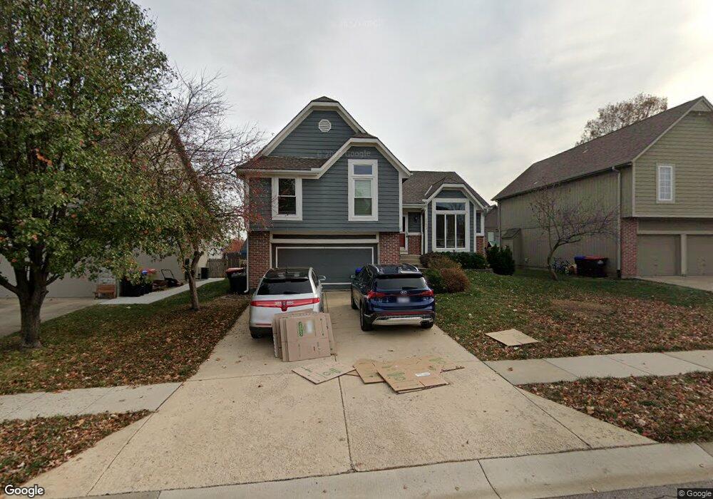 21603 W 52nd St, Shawnee, KS 66226 - photo 1