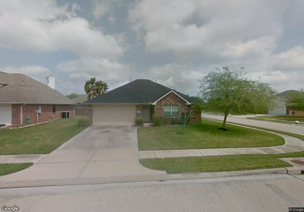 5003 Lockhart Dr, Pearland, TX 77584 - photo 1