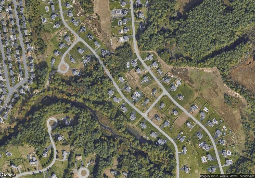 28 Manter Mill Rd, Londonderry, NH 03053 - photo 1