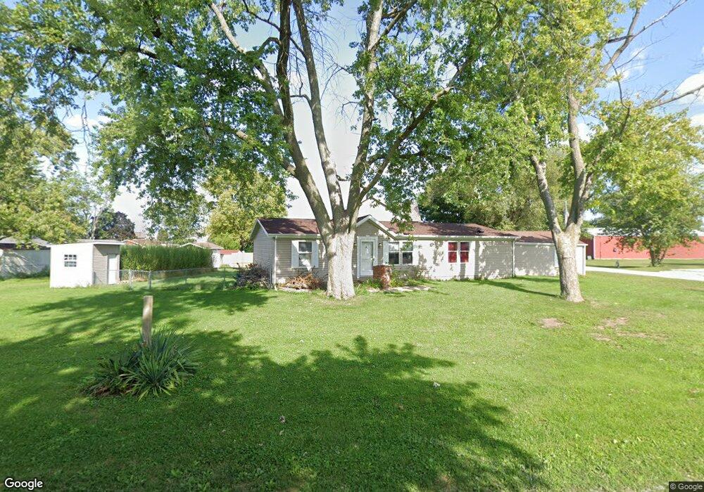 501 N Enterprise St, Tuscola, IL 61953 - photo 1