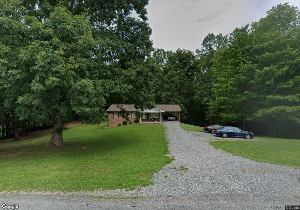 654 N Fork Rd, Martinsville, VA 24112 - photo 1